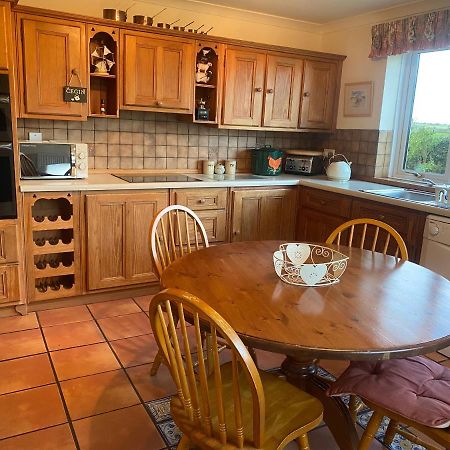 Charming 2 Bed House Near Rhoscolyn Discounts For Βίλα Holyhead Εξωτερικό φωτογραφία
