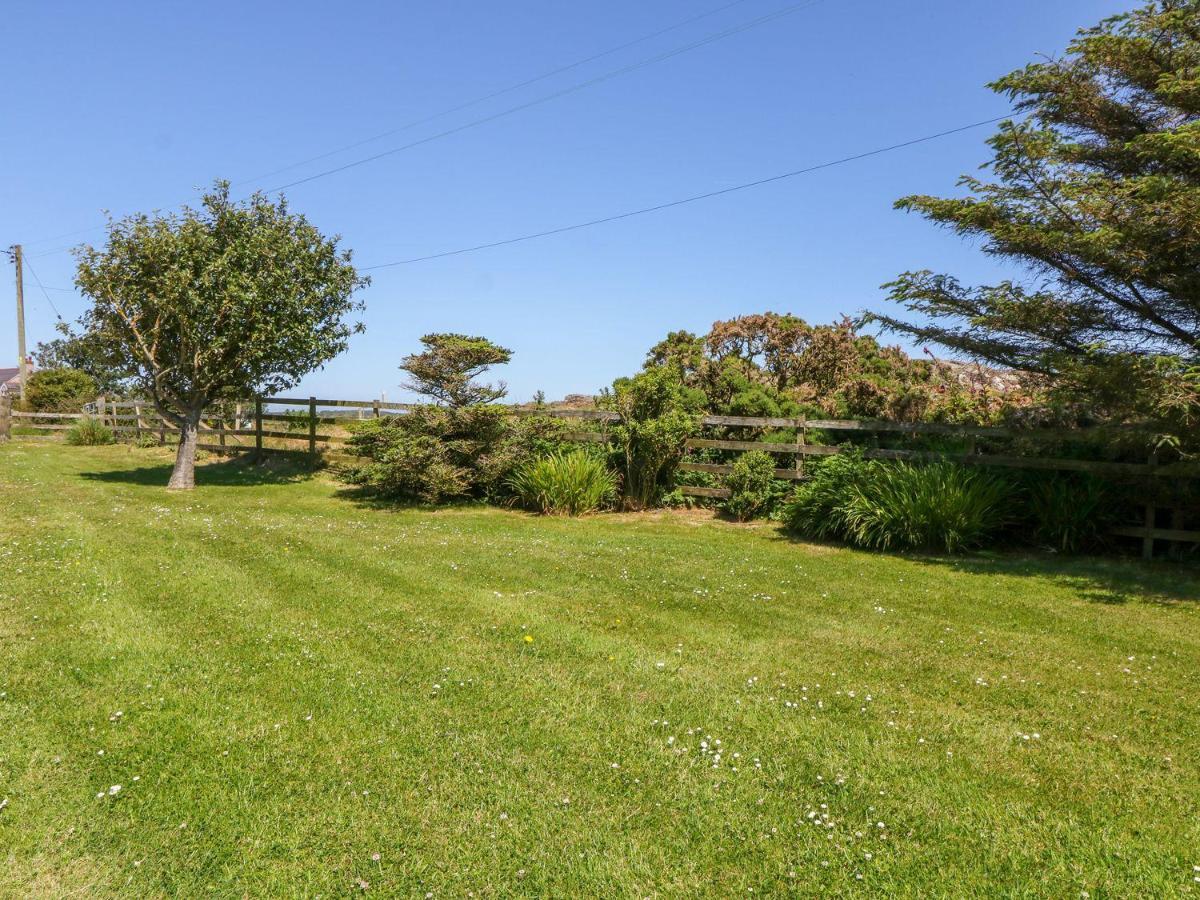 Charming 2 Bed House Near Rhoscolyn Discounts For Βίλα Holyhead Εξωτερικό φωτογραφία