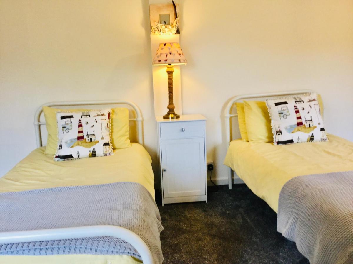 Charming 2 Bed House Near Rhoscolyn Discounts For Βίλα Holyhead Εξωτερικό φωτογραφία